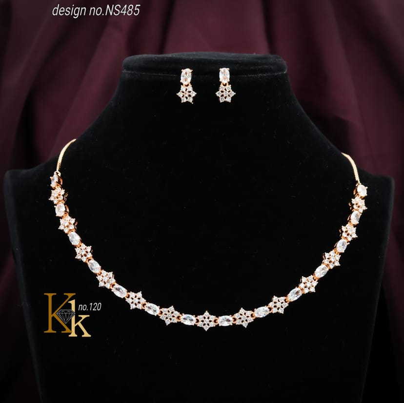 KK ROSEGOLD NECKLACE SET - Image 1