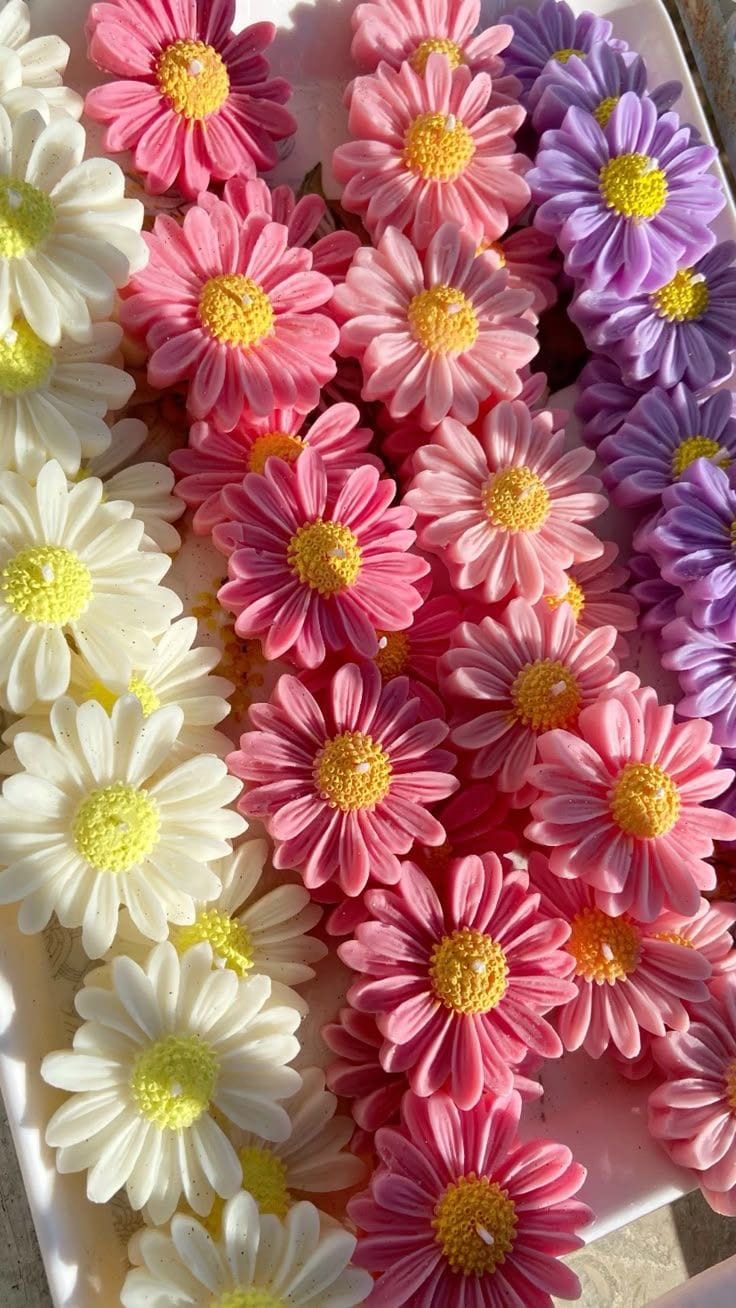 Daisy Flower Candle x1 - Image 1