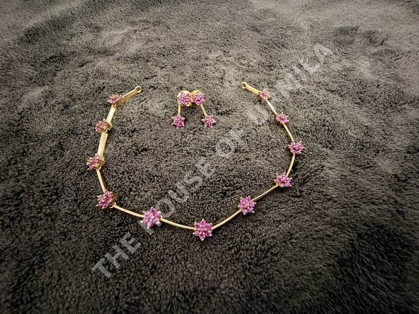 Traditional Invisible Floral Necklace Set