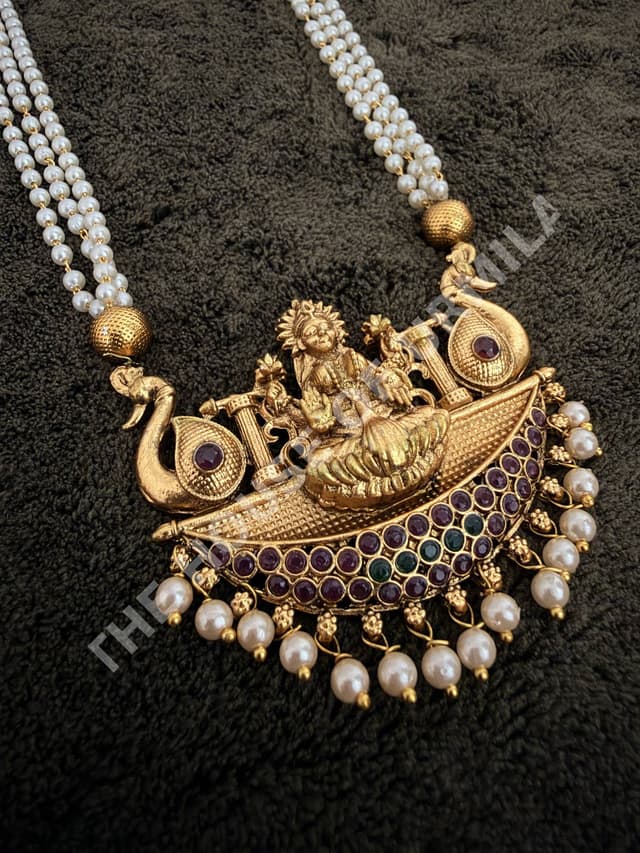 Boat Shape Lakshmi Pearl Haram
