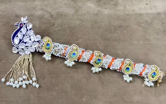 Handcrafted Decorative Shyam Baba Shringar Bansuri with Peacock Feathers & Stone Work